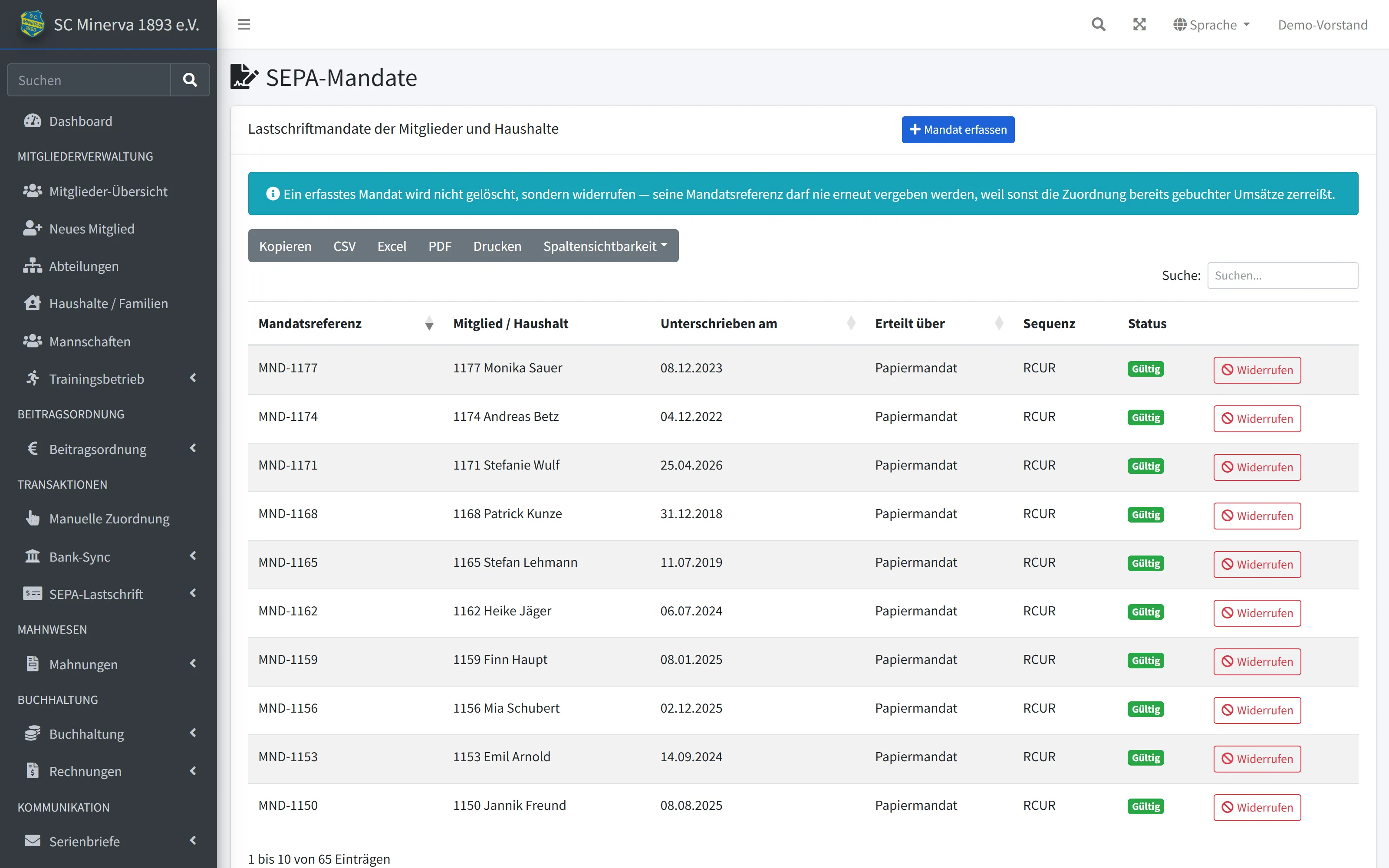 SEPA-Mandatsliste mit Mandatsreferenz, Mitglied/Haushalt, Sequenz und Status